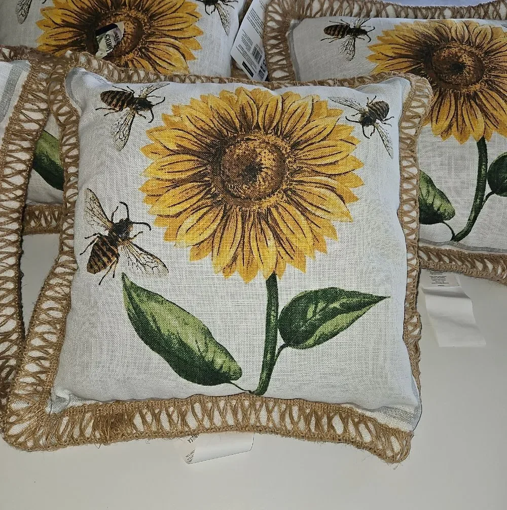 Better Homes And Gardens Sunflower & Bees Pillows - Set Of 5